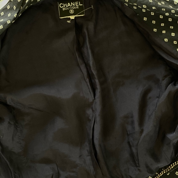 ๐ซSOLD๐ซAuthentic Chanel Skirt Set - Picture 6 of 8